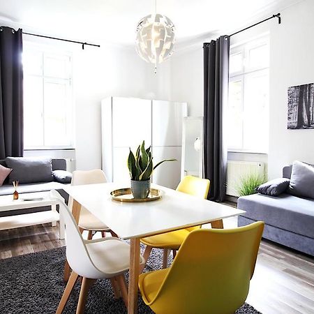 Schicke 2-Zimmer-City-Wohnung Вюрцбург Экстерьер фото