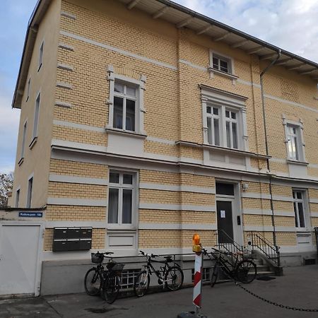 Schicke 2-Zimmer-City-Wohnung Вюрцбург Экстерьер фото